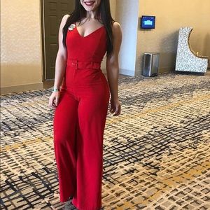 Boutique piece zipper on the back